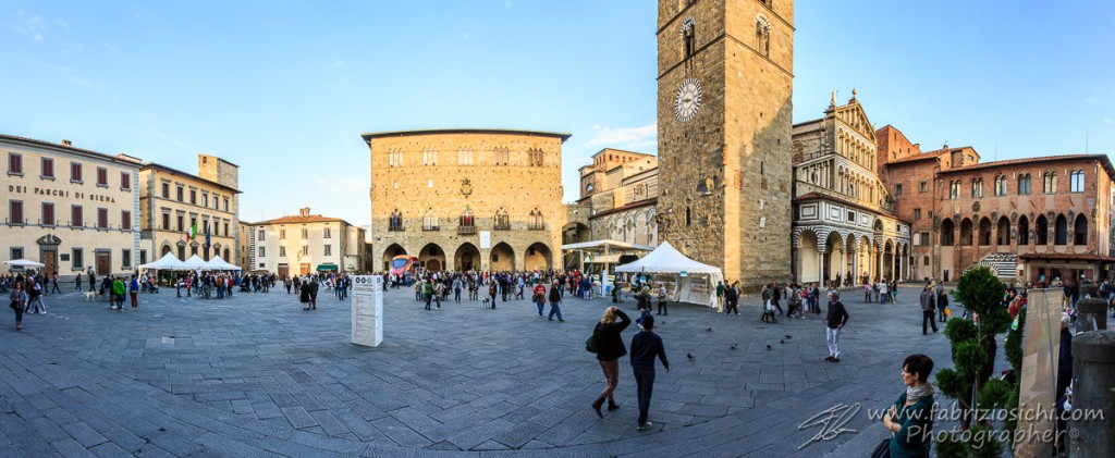 Piazza del Duomo Pistoia - Scoprire l'Ingegneria